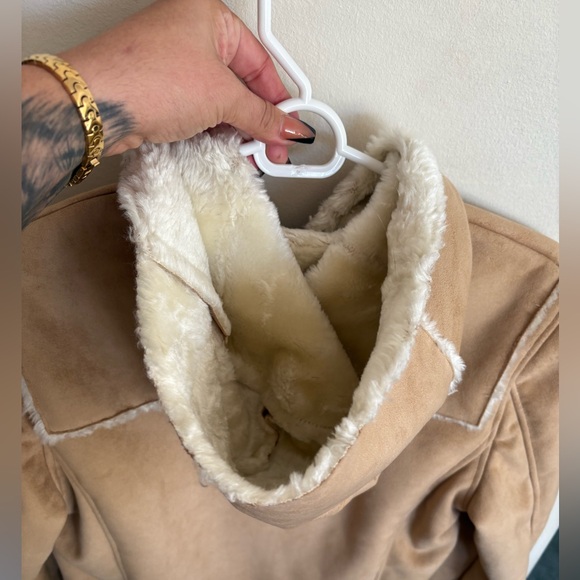 GAP Kids Tan Coat, faux suede and faux fur - Picture 9 of 12